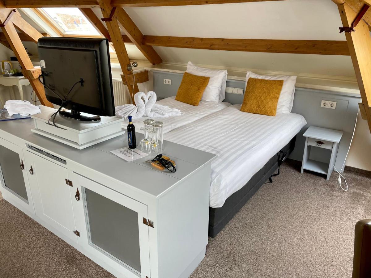 Havenhotel At Sea Texel Oudeschild ภายนอก รูปภาพ