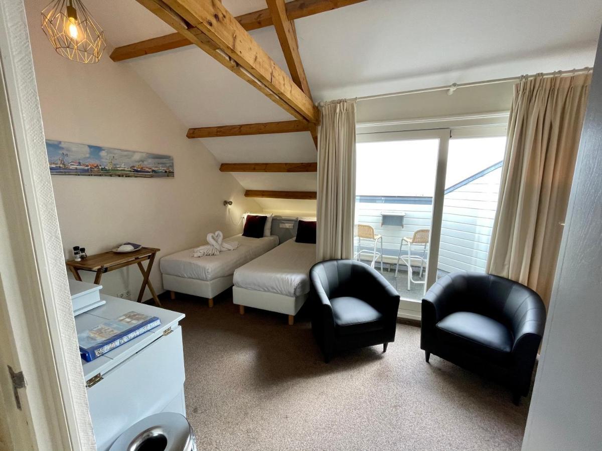 Havenhotel At Sea Texel Oudeschild ภายนอก รูปภาพ