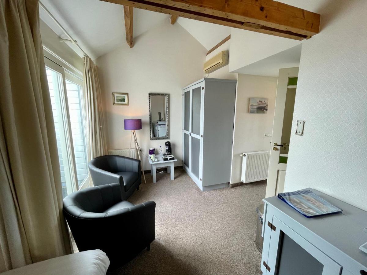 Havenhotel At Sea Texel Oudeschild ภายนอก รูปภาพ