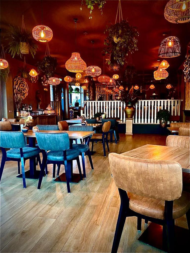 Havenhotel At Sea Texel Oudeschild ภายนอก รูปภาพ