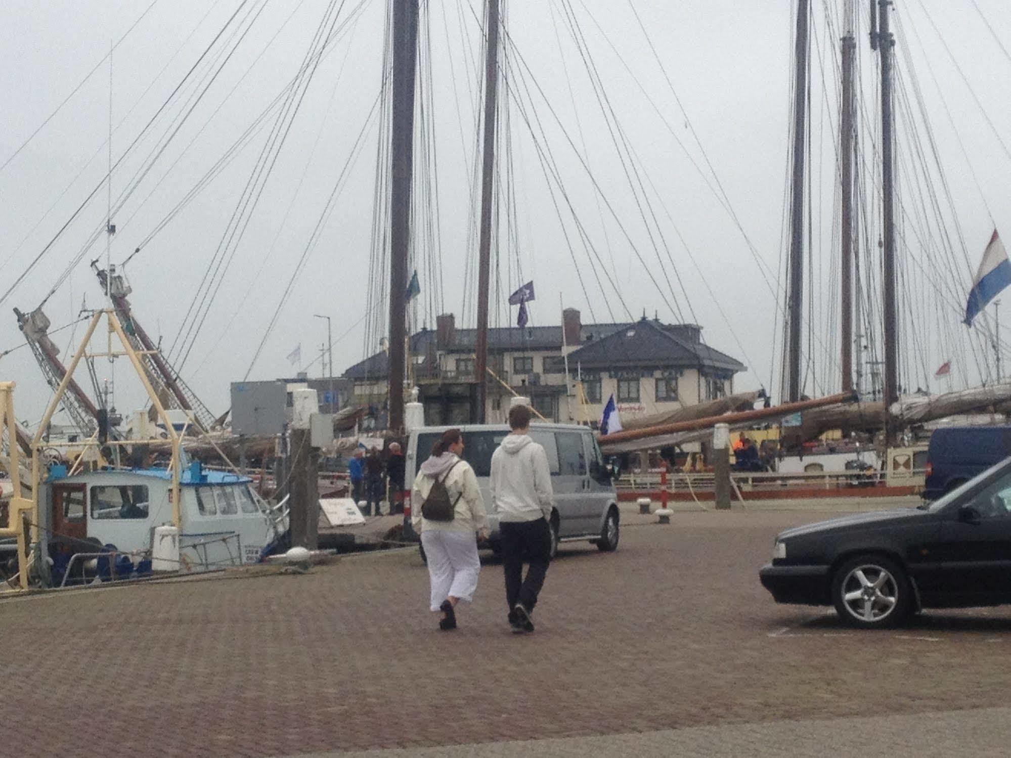Havenhotel At Sea Texel Oudeschild ภายนอก รูปภาพ